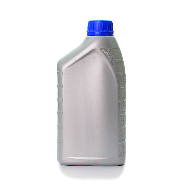 istock Motor oil isolated on white background 525812714
