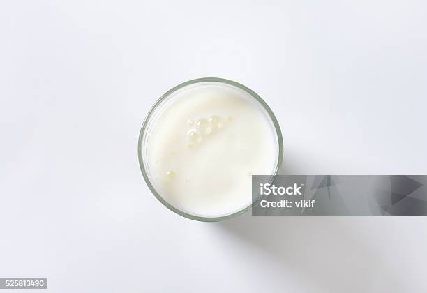 Glas Milch Stockfoto und mehr Bilder von Milch - Milch, Trinkglas, Ansicht aus erhöhter Perspektive