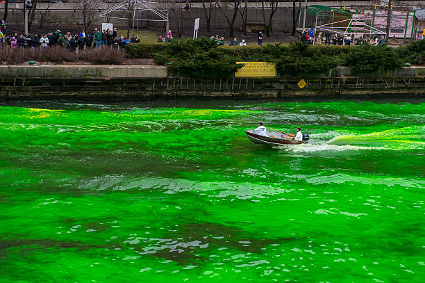 シカゴ川の染色緑色 ストックフォト