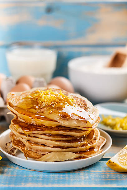 istock Pile of pancakes 525832145
