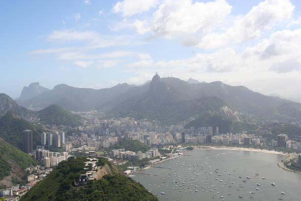 rio de janeiro, brésil - rio de janeiro brazil sugarloaf mountain marina photos et images de collection