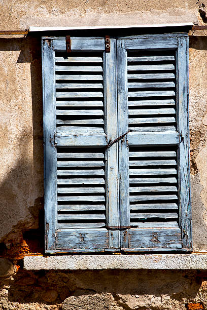 istock shutter europe  italy  lombardy      in  the milano old     abst 525861575