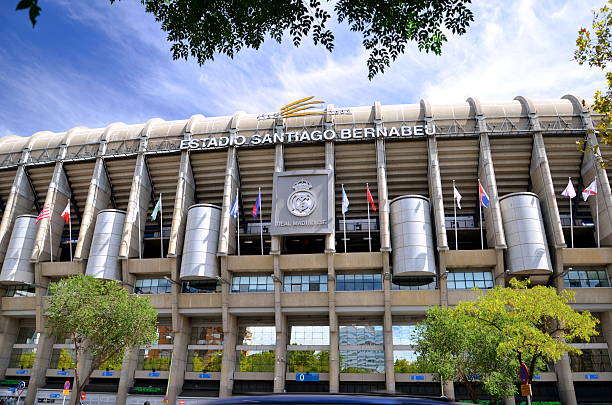 exterior of santiago bernabeu stadium of real madrid in spain - madrid futbol 個照片及圖片檔