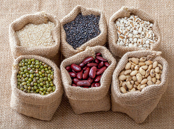 istock sesame, green beans, soybean, millet, red beans 525881103