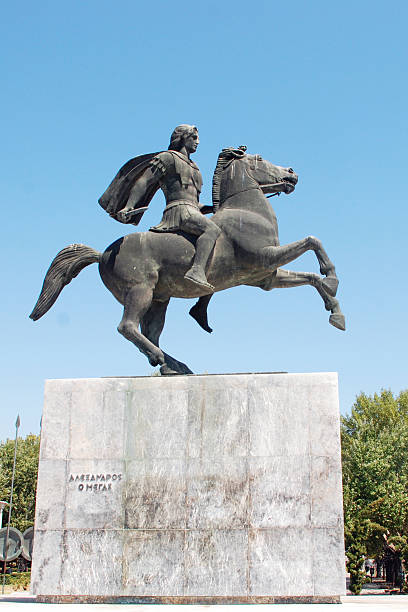 estátua de alexandre o grande em salónica, grécia, makedonia - conquerer imagens e fotografias de stock