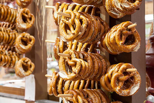 istock Several pretzels hanging near the shop 525959112