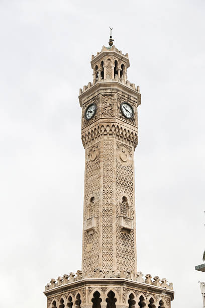 izmir torre dell'orologio, turchia - izmir turkey konak clock tower foto e immagini stock