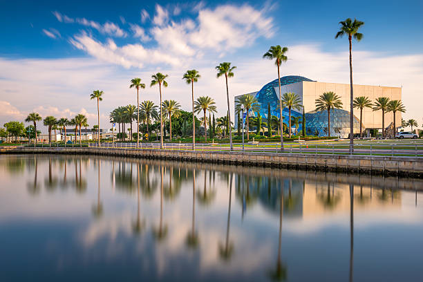 Salvador Dali Museum St. Petersburg, FL, USA - April 6, 2016: The exterior of the Salvador Dali Museum viewed from Tampa Bay. The museum houses the largest collection of Dali's work outside Europe. salvador dali stock pictures, royalty-free photos & images