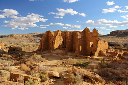 The ancient Kin Kletso ruins in Chaco Canyon, New Mexico