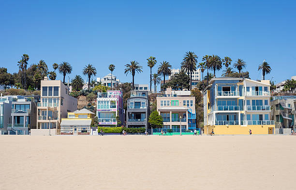 playa de santa mónica casas - santa monica santa monica beach beach california fotografías e imágenes de stock