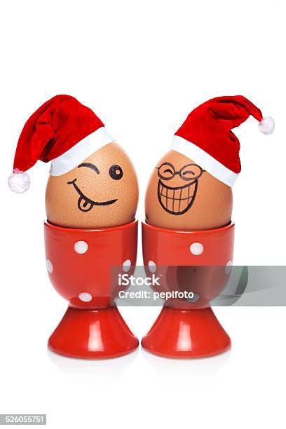 Happy Gekochtes Ei Mit Santa Hut In Eierbecher Stockfoto und mehr Bilder von Humor - Humor, Weihnachten, Zunge herausstrecken