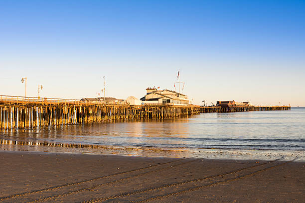 istock Stearns Wharf in Santa Barbara 526062361