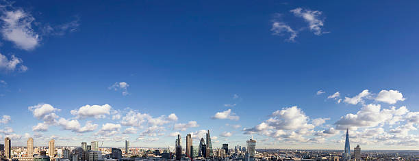 лондонский вид с воздуха город - london england aerial view skyscraper mid air стоковые фото и изображения