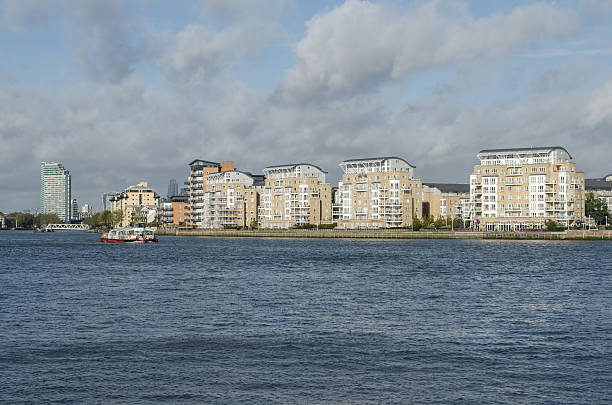 istock View of Deptford and the River Thames from Greenwich 526248695