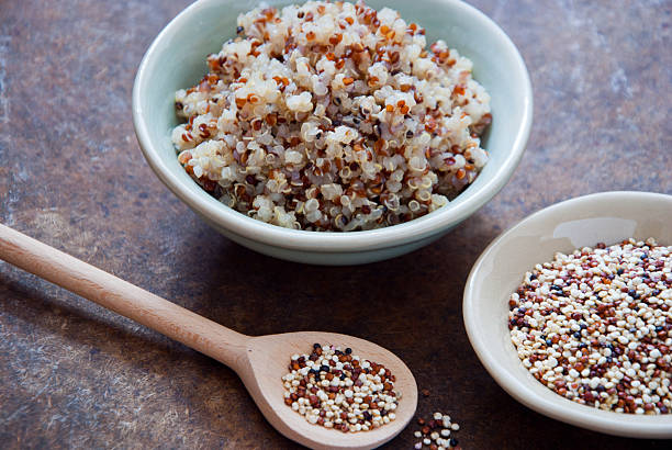 quinoa - quinoa stock-fotos und bilder