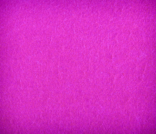 nahaufnahme detail aus violettem wildleder textur hintergrund - cracklier stock-fotos und bilder