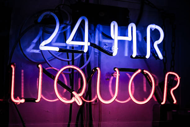 istock Liquor Store Neon Sign 526261529