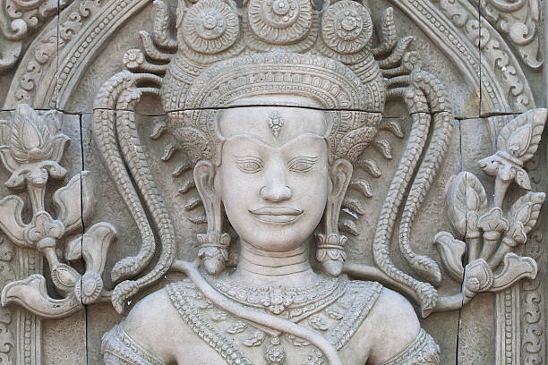 apsara an der wand, angkor wat - marcel siem stock-fotos und bilder