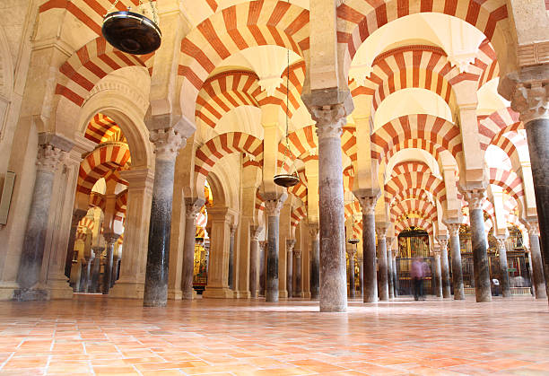 mezquita-스페인 - striped andalusia arch architecture 뉴스 사진 이미지