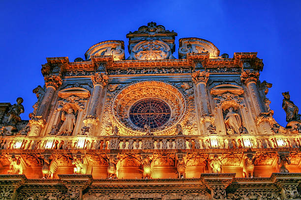 itália lecce centro histórico "santa croce igreja barroca archite" - baroque style lecce italy puglia imagens e fotografias de stock