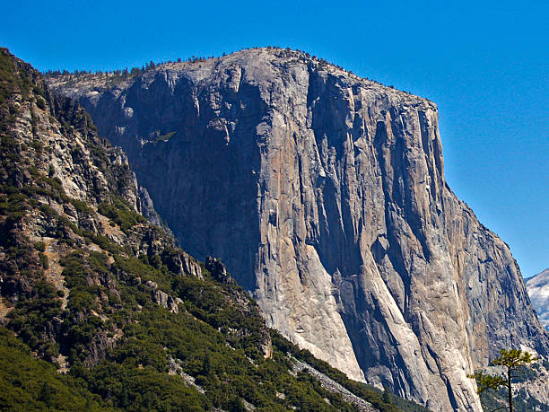 el capitano-yosemite park - flowing rock national park waterfall foto e immagini stock