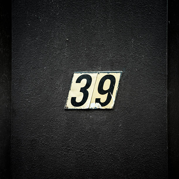 nr. 39 - number 3 number plate metal stock-fotos und bilder