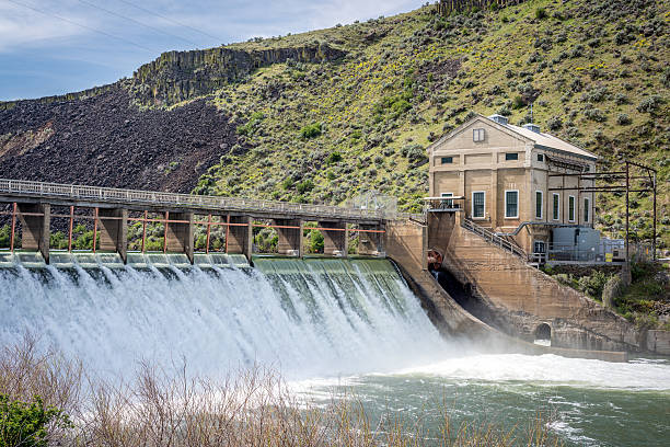 istock Boise river diversion dam with high spring runoff 526541048
