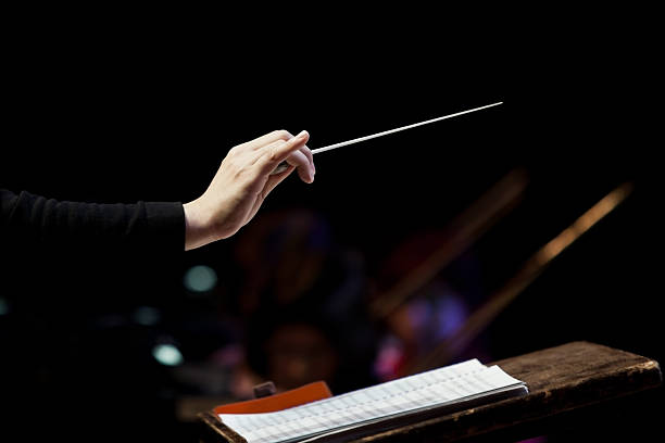 dirigenten hand - dirigent stock-fotos und bilder