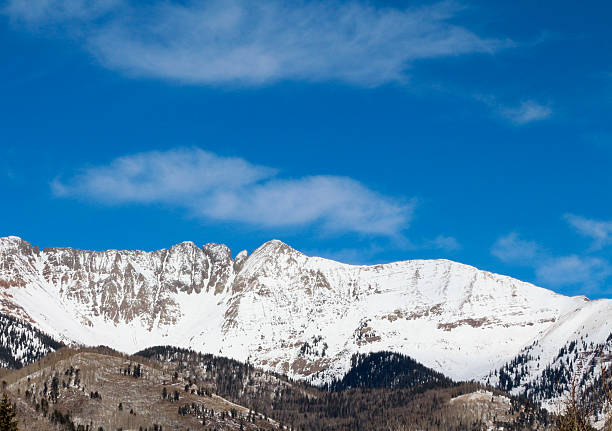istock Snow covered jagged summit at Kennebec Pass 526595733