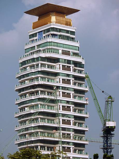 le raffine'hochhaus-apartment, bangkok, thailand - khlong toei stock-fotos und bilder