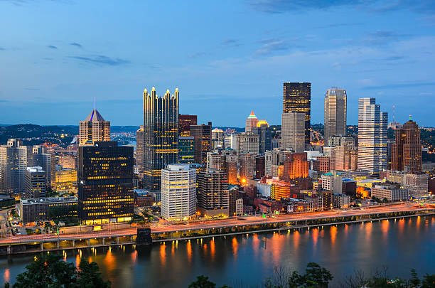 istock Pittsburgh Pennsylvania Cityscape 526723008