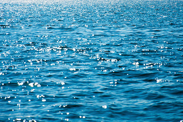 istock Long-tail boat on ocean view in sunny summer day 526729661