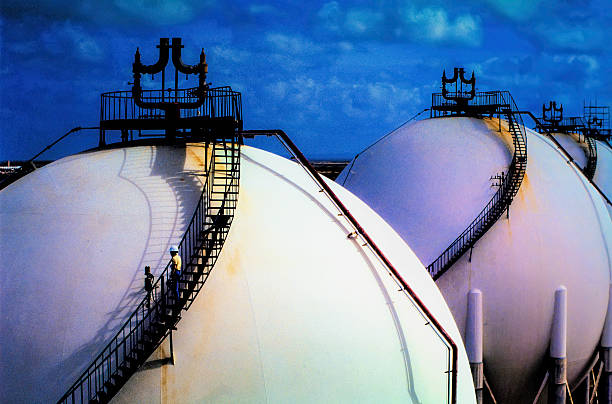 istock Oil and Gas Storage Tanks 526729712
