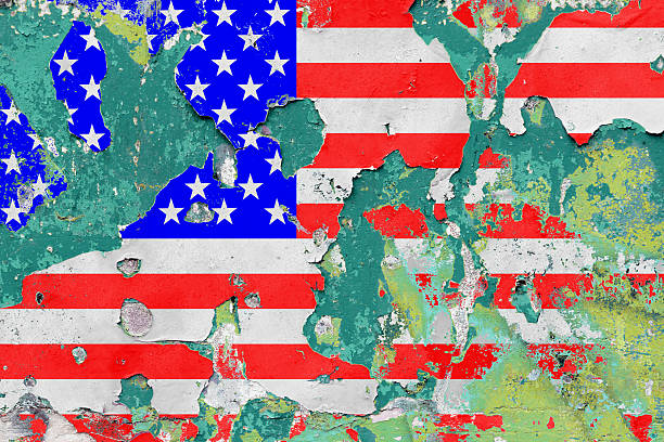 istock Grunge United States Flag 526765787