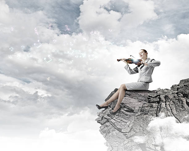 istock Woman violinist 526766929