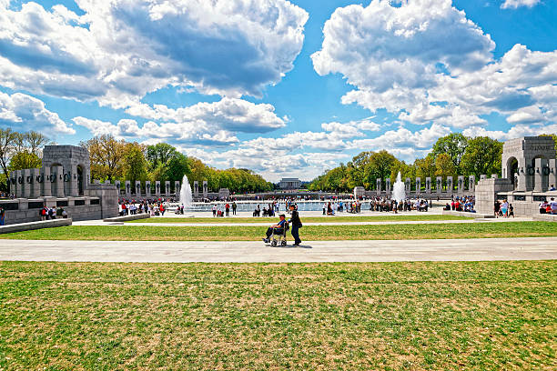 전쟁 재향 군인 국가 세계 전쟁 2 군인기념 - veterans memorial plaza 뉴스 사진 이미지
