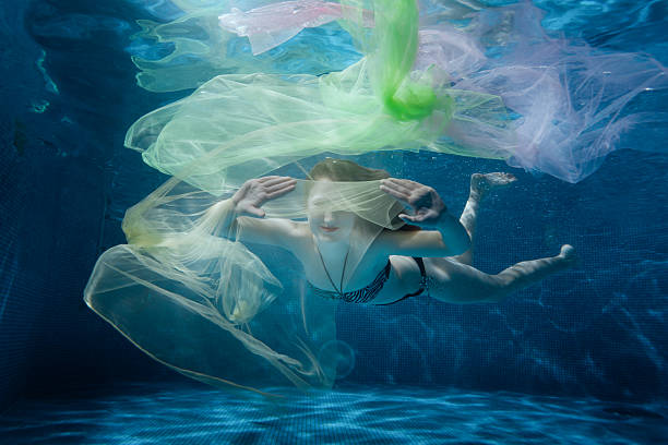 istock Girl dives into the tissue. 526832520