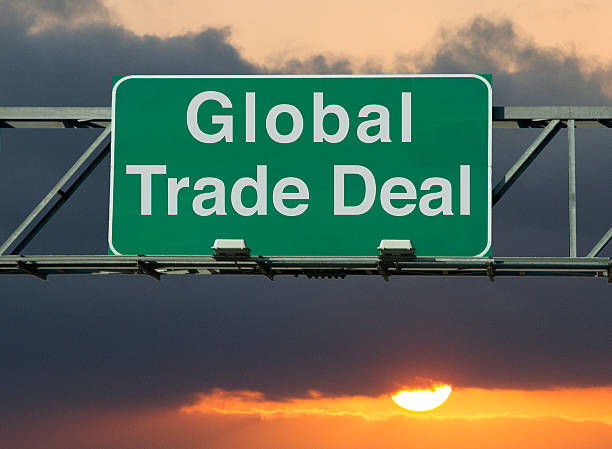istock Global Trade Deal 526832764