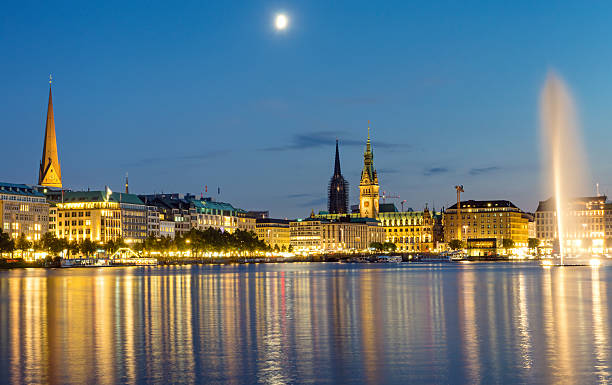 istock Downtown Hamburg at night 526920305