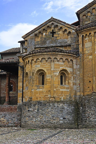 istock Collegiate Church of Castell'Arquato. Emilia-Romagna. Italy 526933817