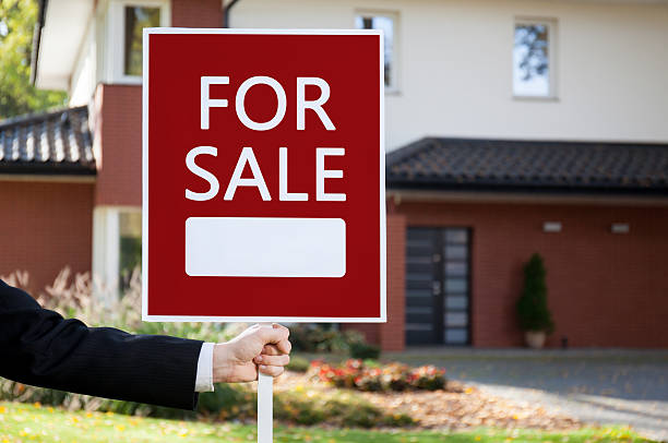 istock Detached house for sale 526956873