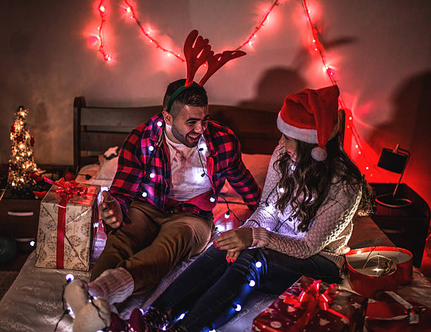 istock Couple at Christmas 526981937