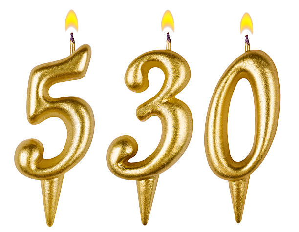istock candles number five hundred thirty isolated on white background 527014953