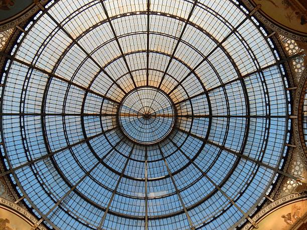 milão-cúpula della galleria - dome milan italy architectural feature italy imagens e fotografias de stock