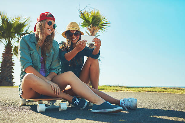 istock Chilling on the promenade 527040836