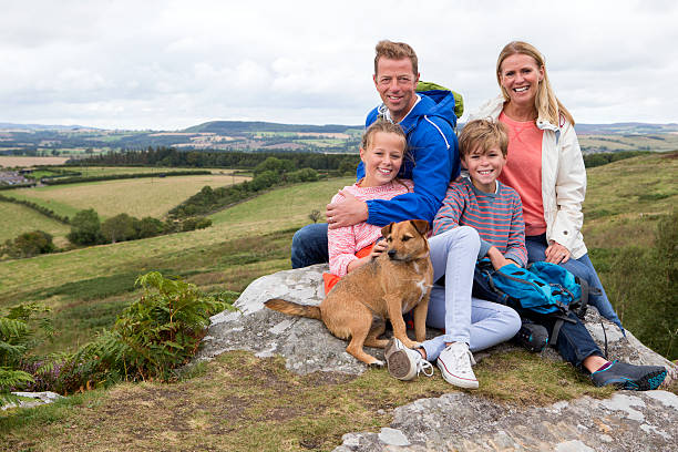 istock Family in the Countryside 527043570