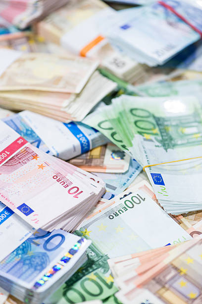 istock European Money 527054497