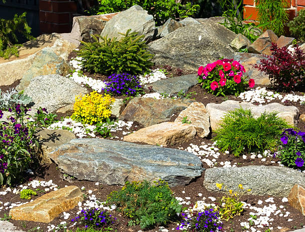 istock bed flowers and stones 527072703