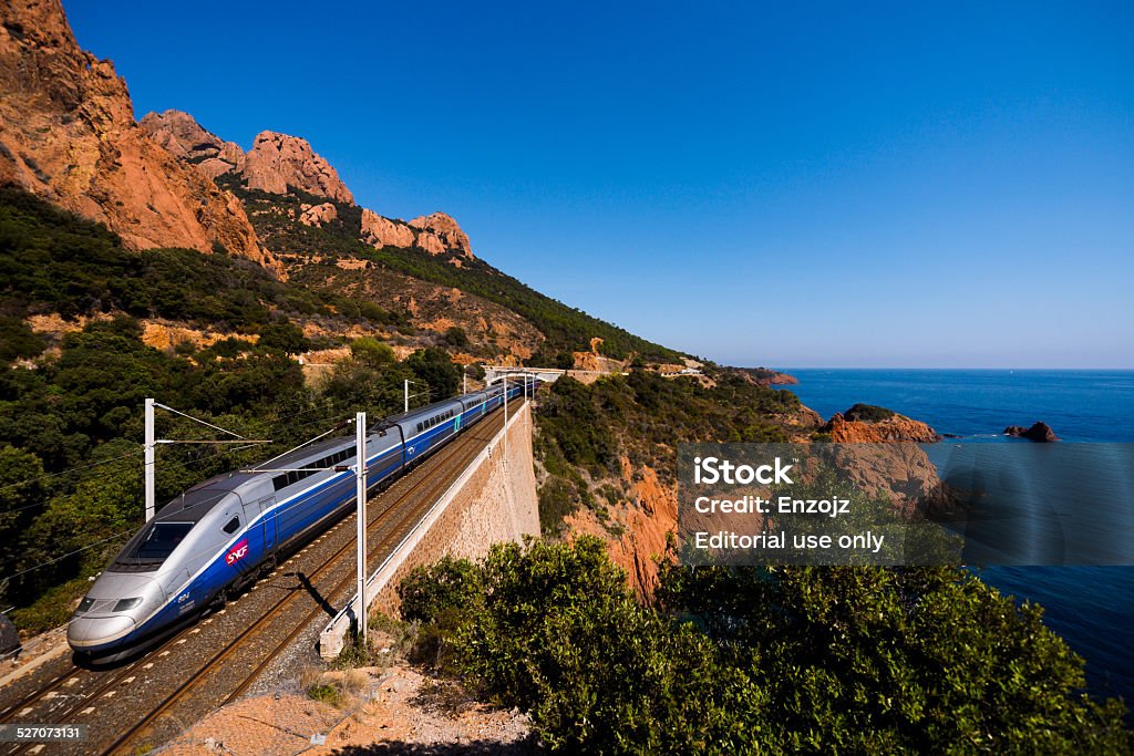 TGV auf die Küste - Lizenzfrei Eisenbahn Stock-Foto