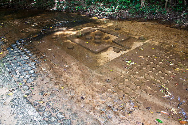 istock Riverbed carvings at Kbal Spean 527075567
